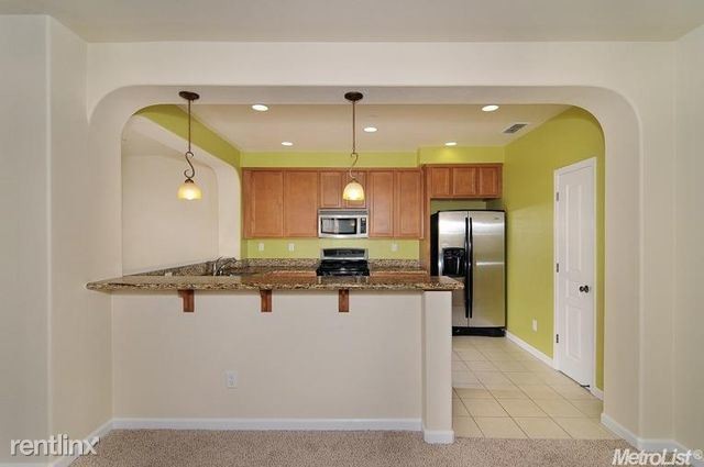 Building Photo - 2580 W El Camino Ave