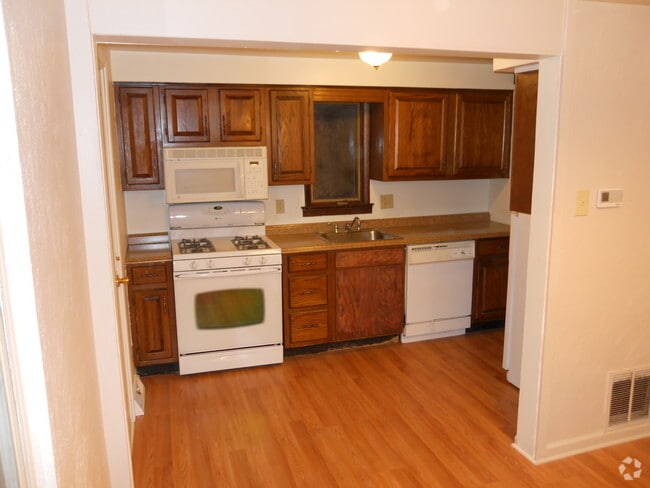 Building Photo - 1206 Woodbine St
