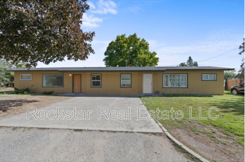 Foto principal - 11725 E Alki Ave
