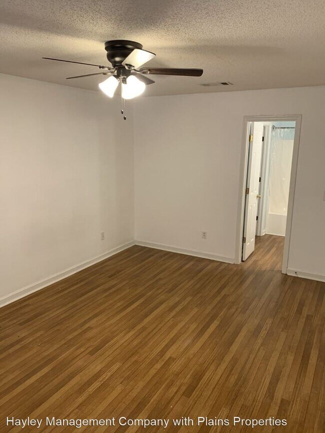 Building Photo - 3 br, 3 bath House - 1887 Bellwood Place