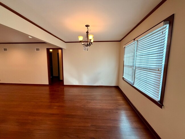 Foto del edificio - 4828 E 25th Pl