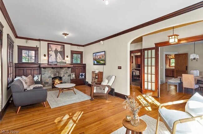 Foto del edificio - 16522 Clifton Blvd