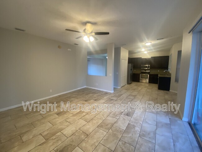 Foto del edificio - 1231 Brooke View Dr