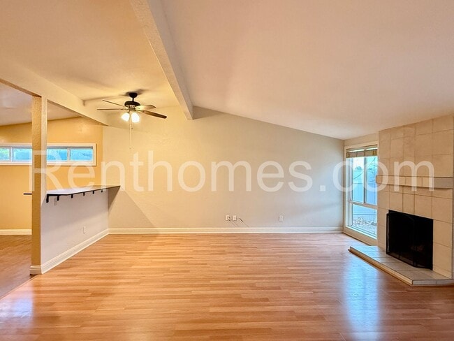 Building Photo - 2518 Melbourne Dr