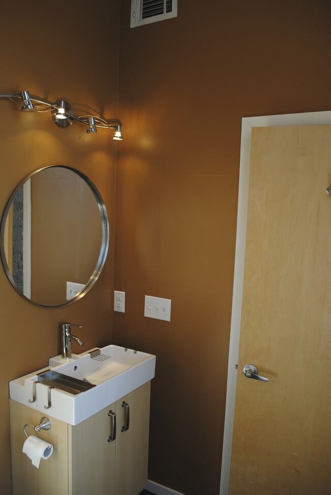 Foto del edificio - Contemporary Open Space  Downtown Loft