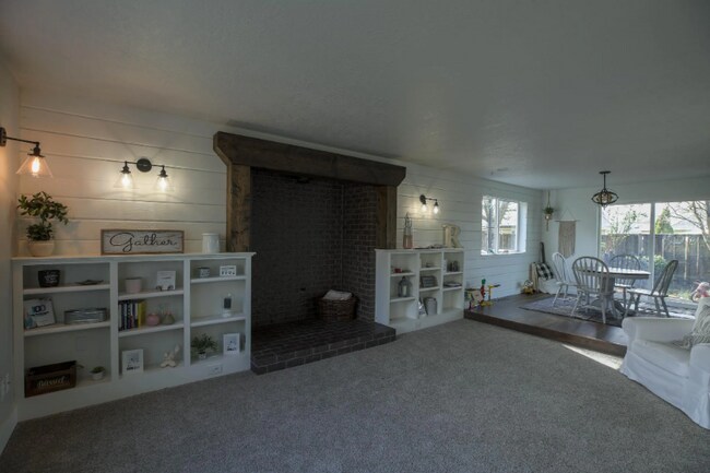 Foto del edificio - 1555 SW Gilson Ct