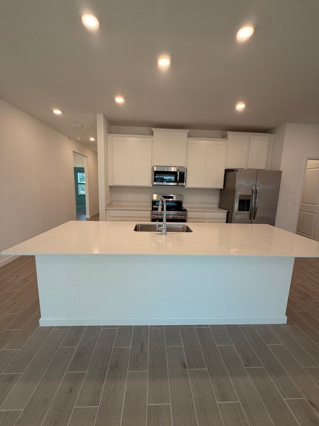 Building Photo - 6874 SW 88 Pl