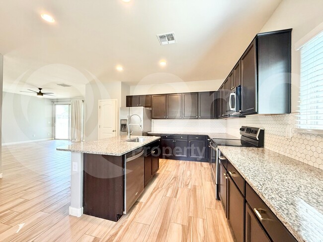 Building Photo - 4101 W Alabama Ln