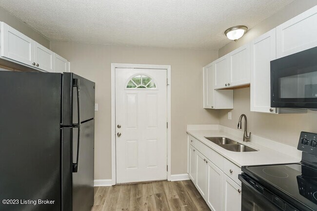 Foto del edificio - 3622 W Jefferson St