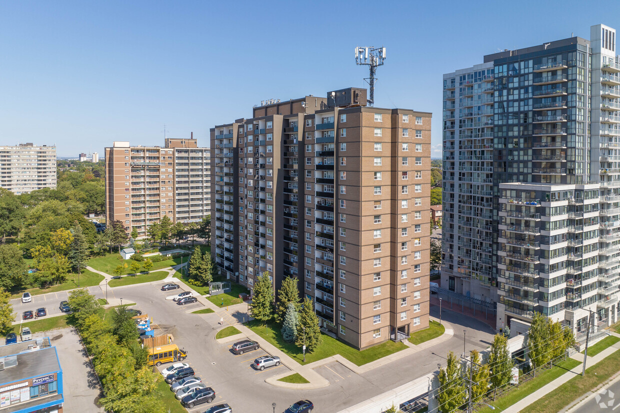 Primary Photo - Verbana Apartments