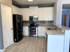Foto del edificio - 4500 Hickory Meadows Ln