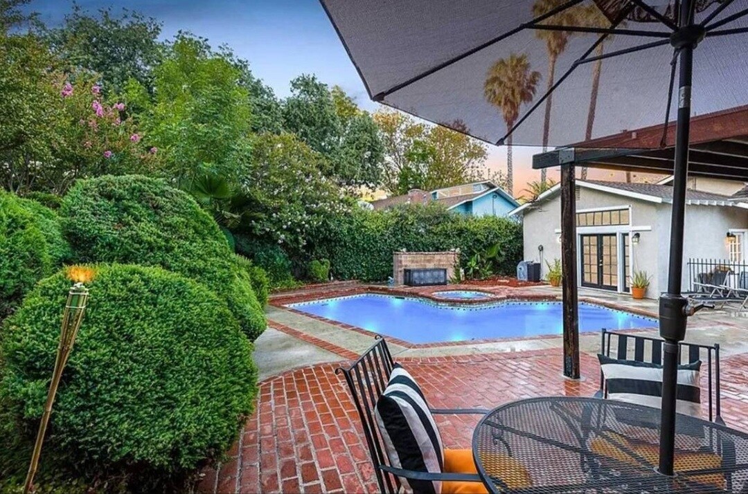 Foto principal - 10429 Wheatland Ave