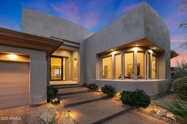 Building Photo - 13655 E Desert Trail