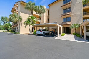 Building Photo - 1036 US-1