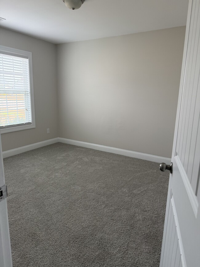 Building Photo - 249 Copper Creek Dr