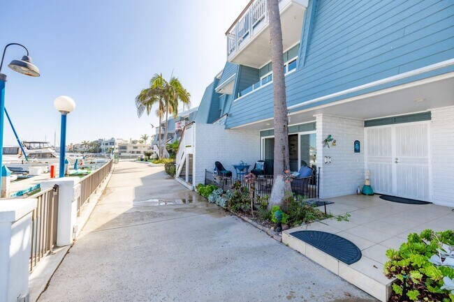 Building Photo - Single Level Condo on the Bay