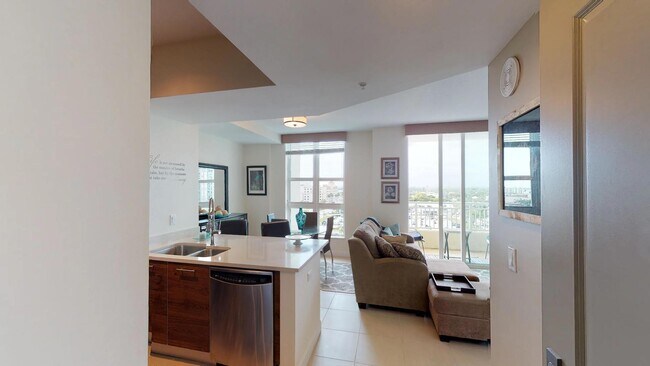 Foto del edificio - 480 Hibiscus St