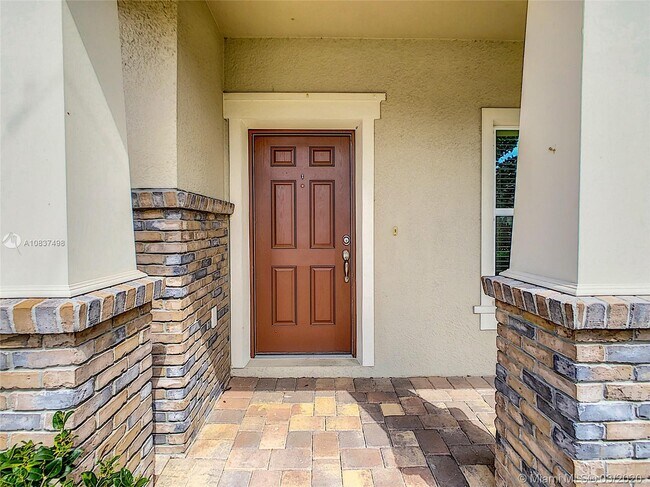 Building Photo - 14782 Fells Ln