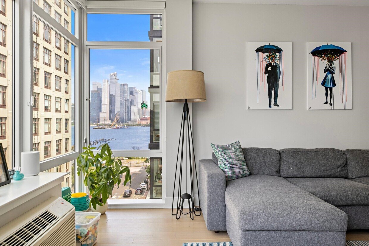 Foto principal - 1400 Hudson St