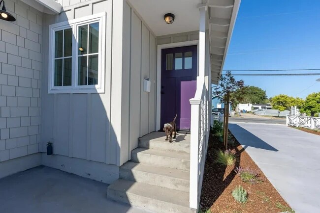 Building Photo - 1415 Seabright Ave