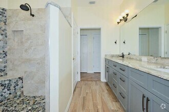 Building Photo - 14571 Grande Cay Cir