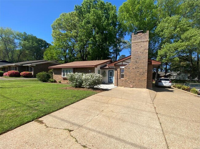 Building Photo - 237 Bowling Green Dr