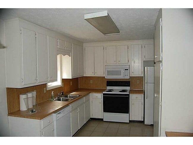 Foto del edificio - 771 Farm Creek Rd NE
