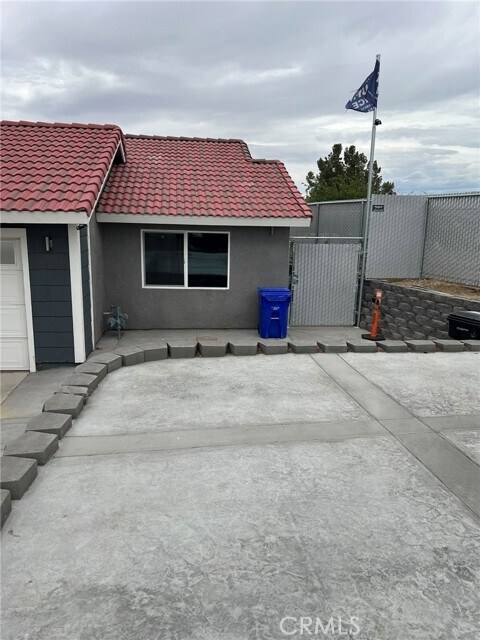 Foto del edificio - 12255 Pacoima Rd