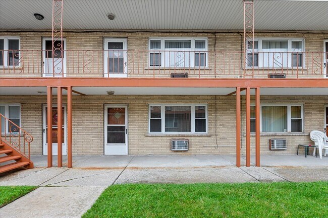 Foto del edificio - 6256 W 64th Pl