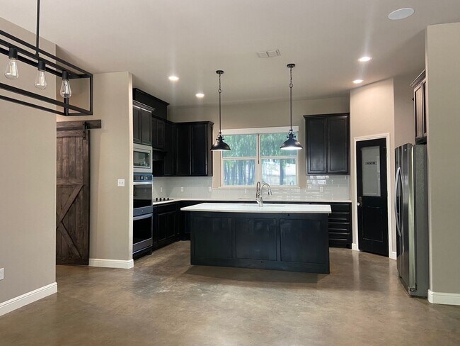 Foto del edificio - 501 Monna Ct