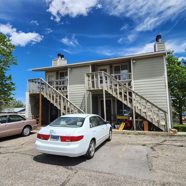 Building Photo - 2311 S McKinley St