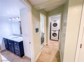 Building Photo - 6130 Painted Leaf Ln