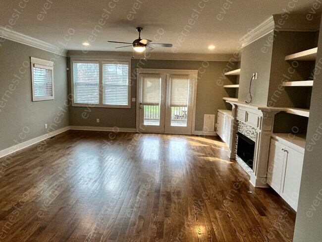 Foto del edificio - 2813 W Kirkwood Ave