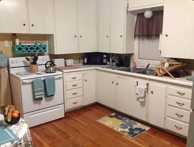 Foto del edificio - Charming 2 Bedroom Home