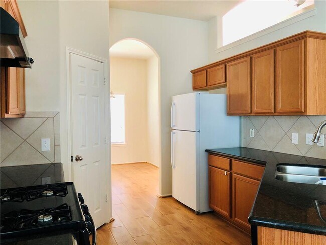 Foto del edificio - 13816 Magnolia Lake Ln