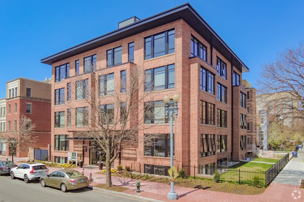 Primary Photo - 801-811 N St NW