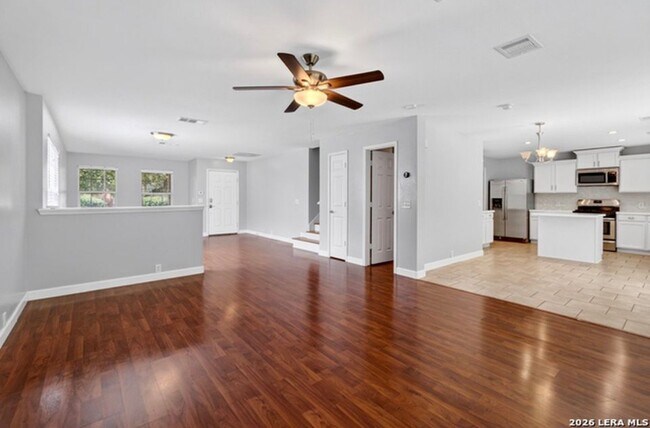 Foto del edificio - 7711 Parkwood Way