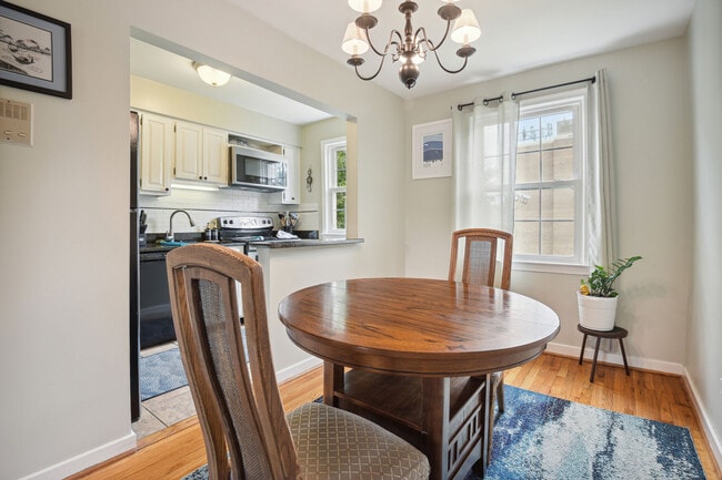 Photo - 2202 Washington Ave Townhome