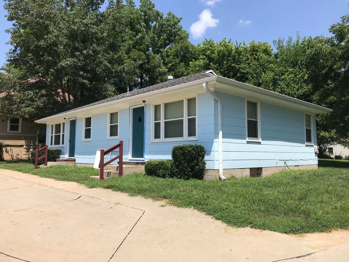 Primary Photo - 100 High St