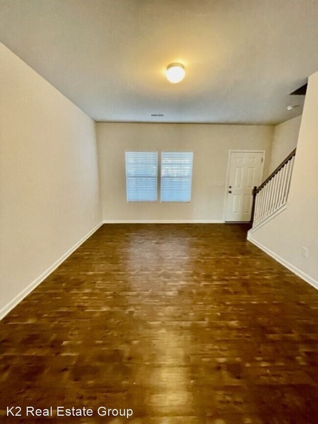 Building Photo - 3 br, 2.5 bath House - 302 Village Creek Way