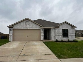 Building Photo - 3013 McCoy Rd