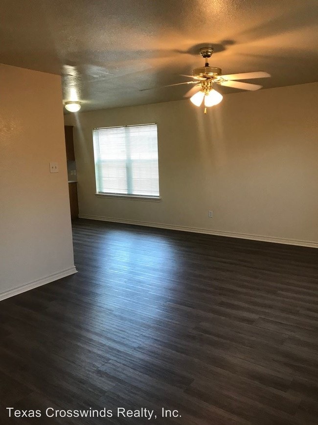 Building Photo - 3607-3607 Oldenburg Ct