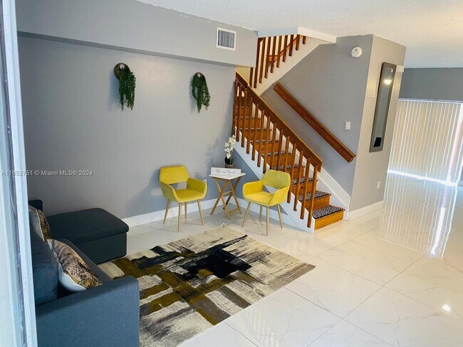 Foto del edificio - 1065 SE 13th Terrace