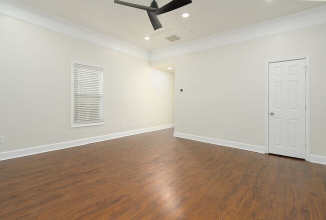 Photo - 970 Hubbard St SW Apartment