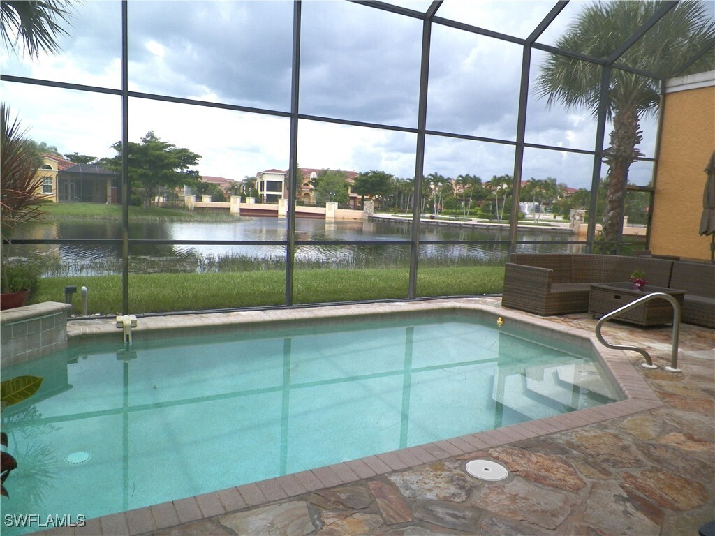 Primary Photo - 22225 Via Palazzo Pl
