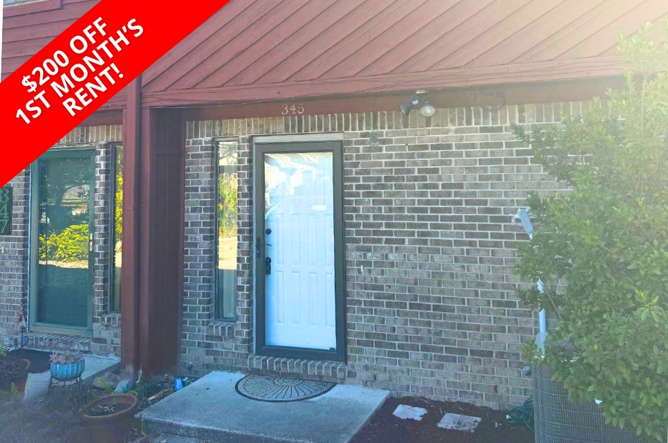 Primary Photo - $200.00 Off First Months Rent!