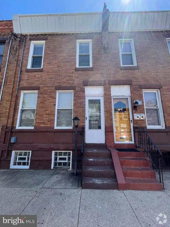 Building Photo - 2827 Gaul St