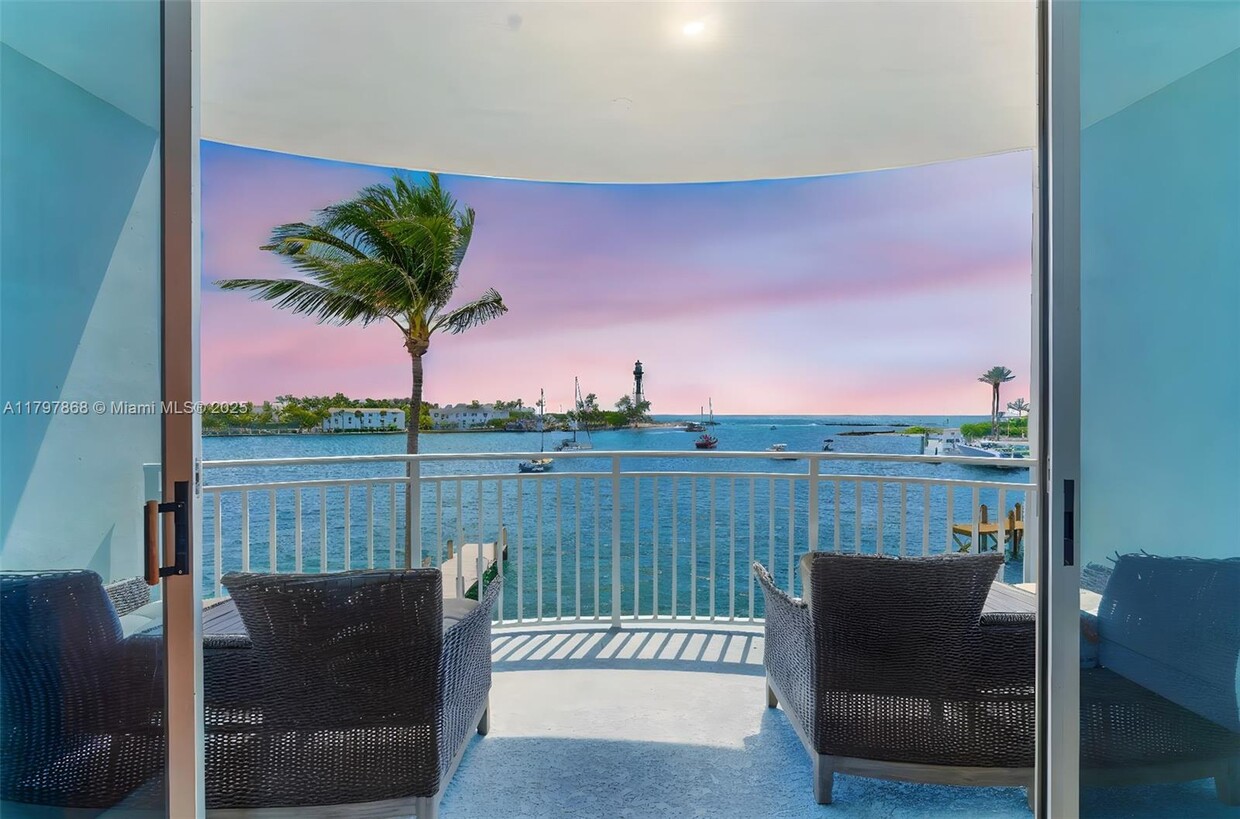 Foto principal - 2508 Bay Dr