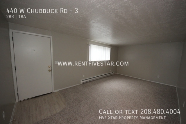 Foto del edificio - 440 W Chubbuck Rd