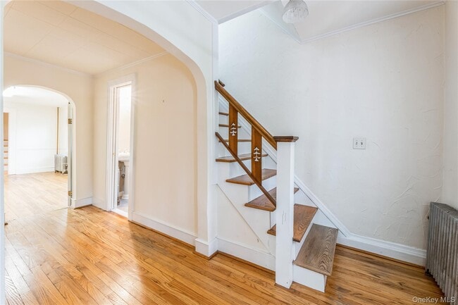 Foto del edificio - 124 Willow Tree Rd